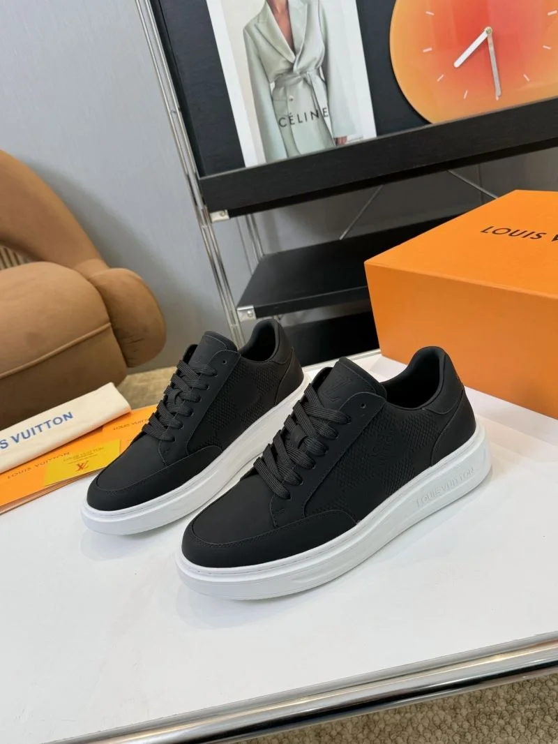 Louis Vuitton Low Shoes Seasonal 33330