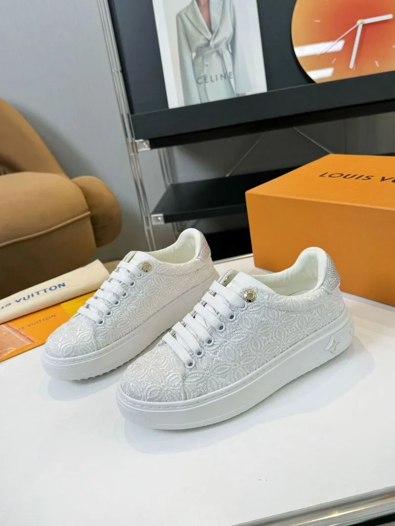 SoftTouch Louis Vuitton Low Shoes 33327