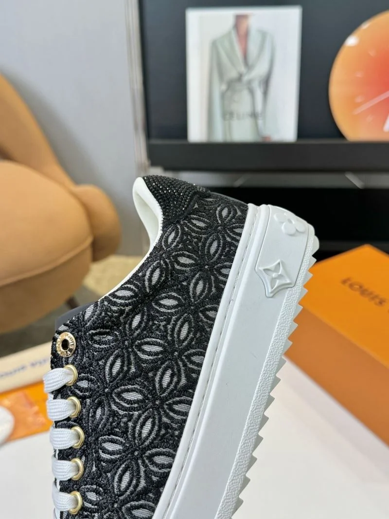 Youthful Louis Vuitton Low Shoes 33331