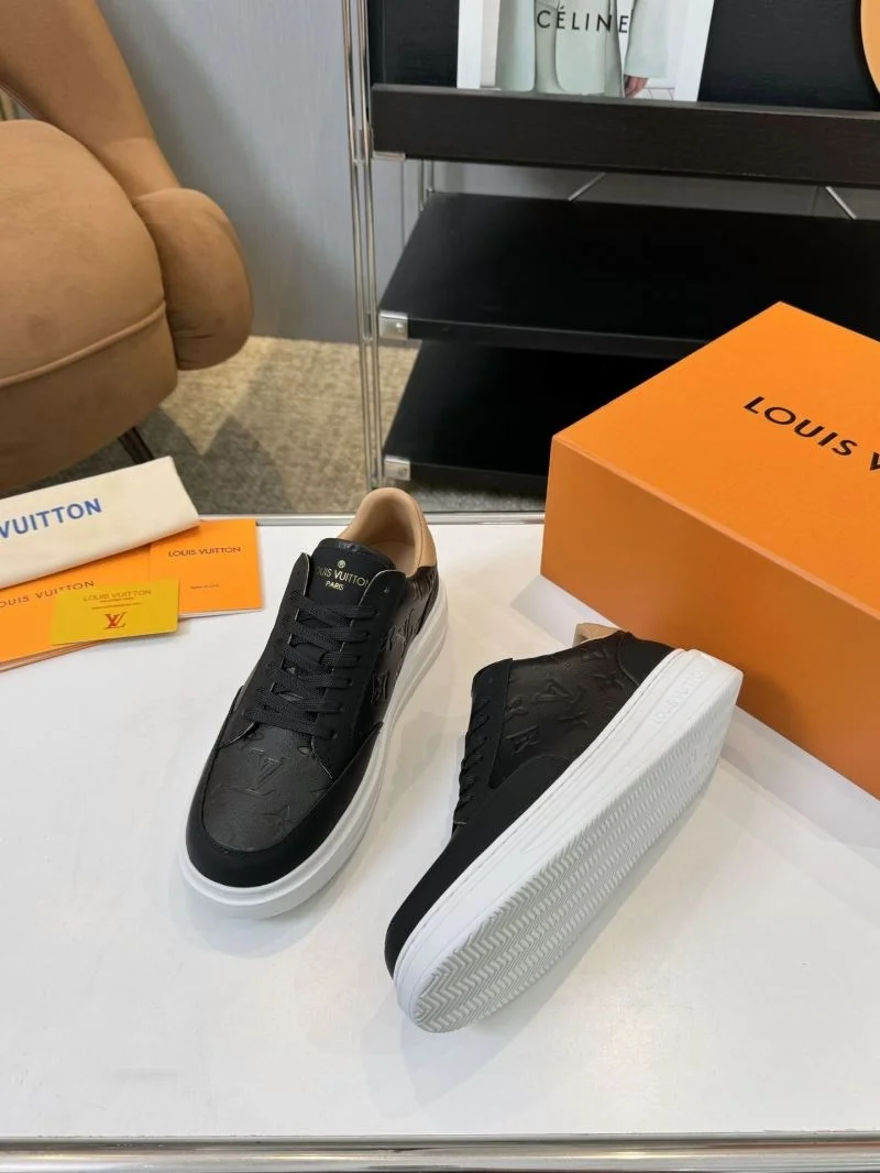 Louis Vuitton Low Shoes Vibrant 33324