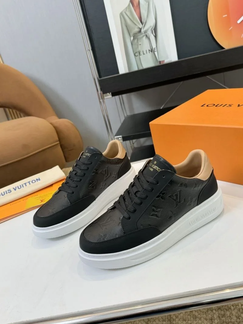 Louis Vuitton Low Shoes Vibrant 33324