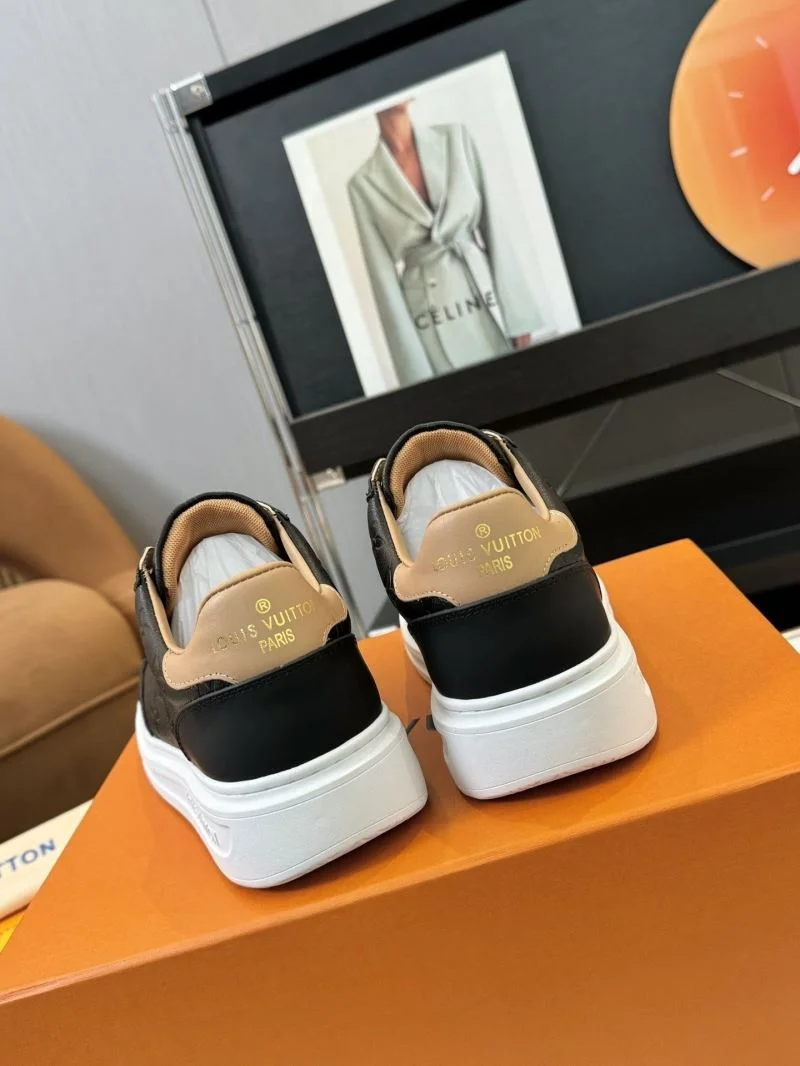 Louis Vuitton Low Shoes Vibrant 33324