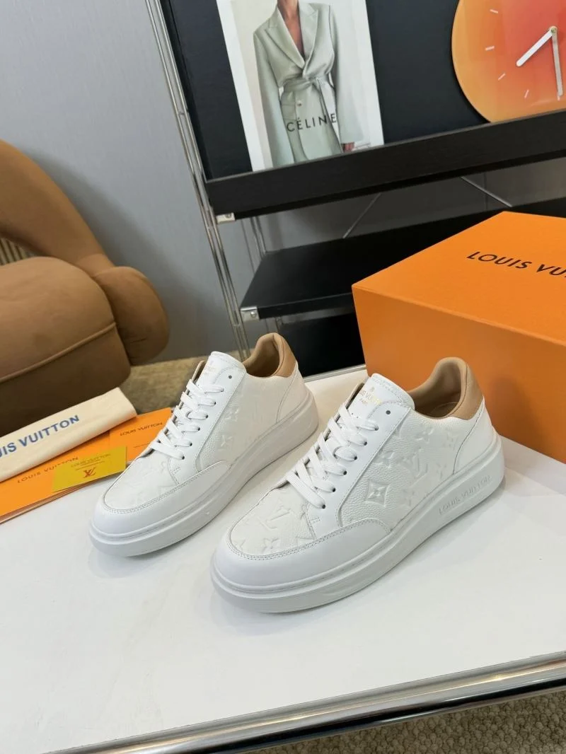 Timeless Louis Vuitton Low Shoes 33322