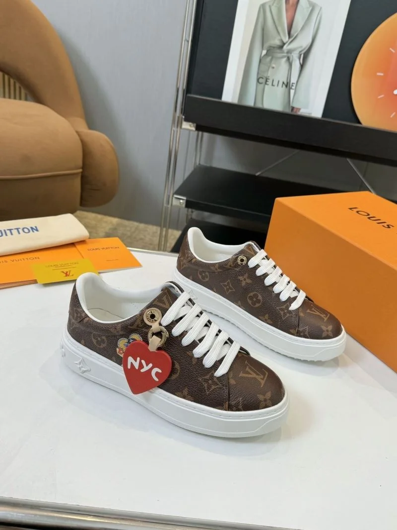 ComfortFit Louis Vuitton Low Shoes 33321