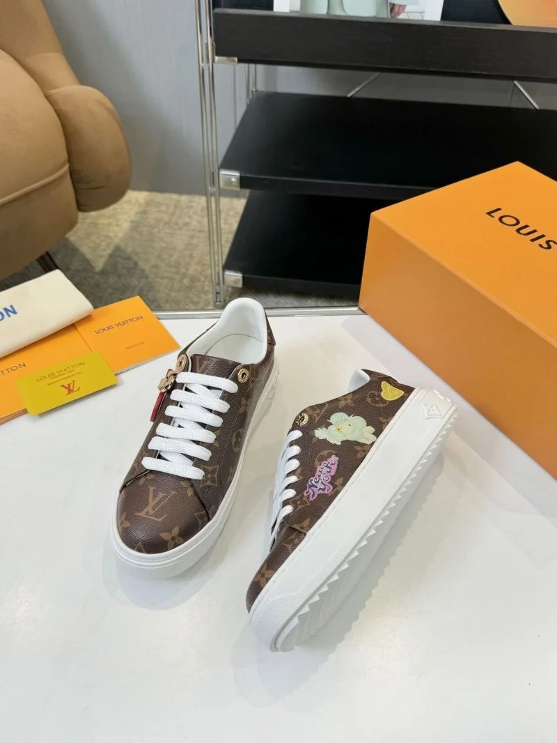 ComfortFit Louis Vuitton Low Shoes 33321