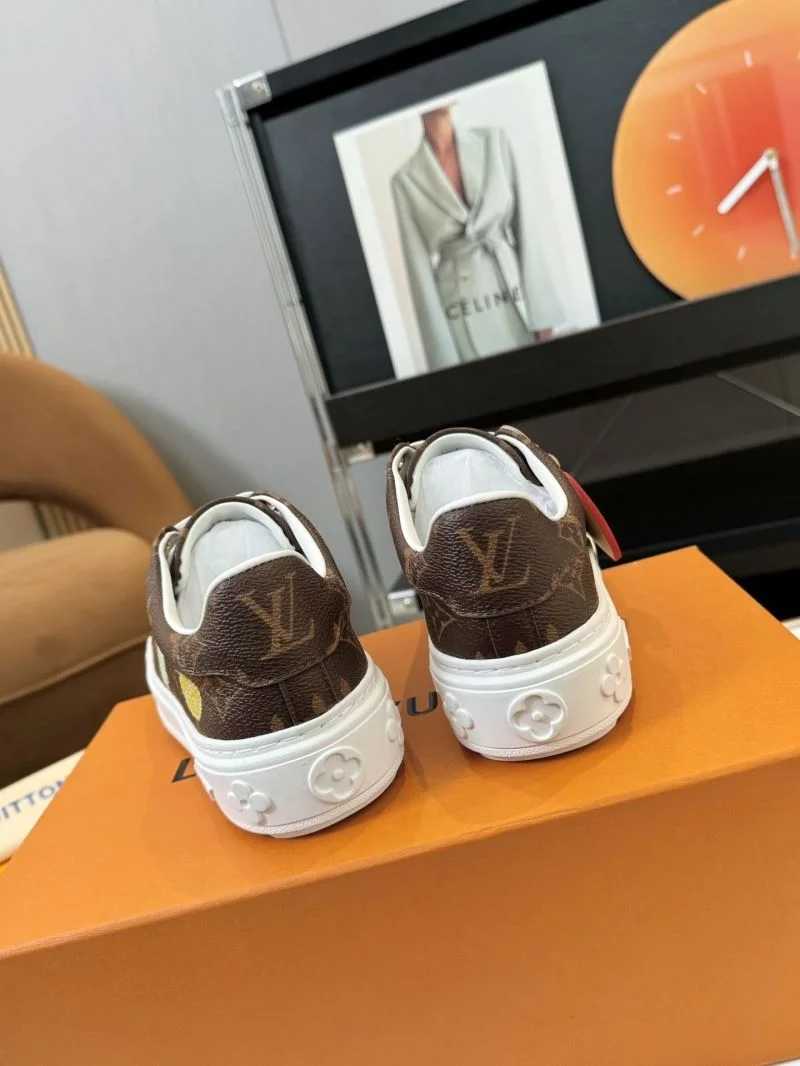 ComfortFit Louis Vuitton Low Shoes 33321