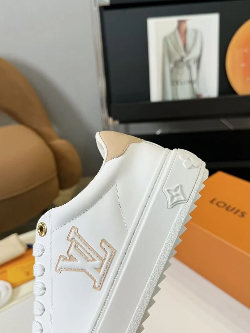 Popular Louis Vuitton Low Shoes 33329