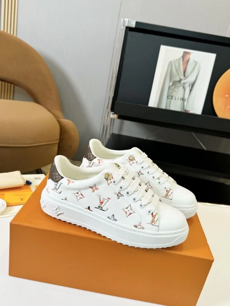 Durable Louis Vuitton Low Shoes 33320