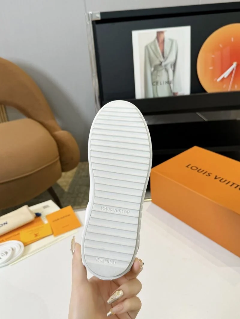 Unique Louis Vuitton Low Shoes 33319