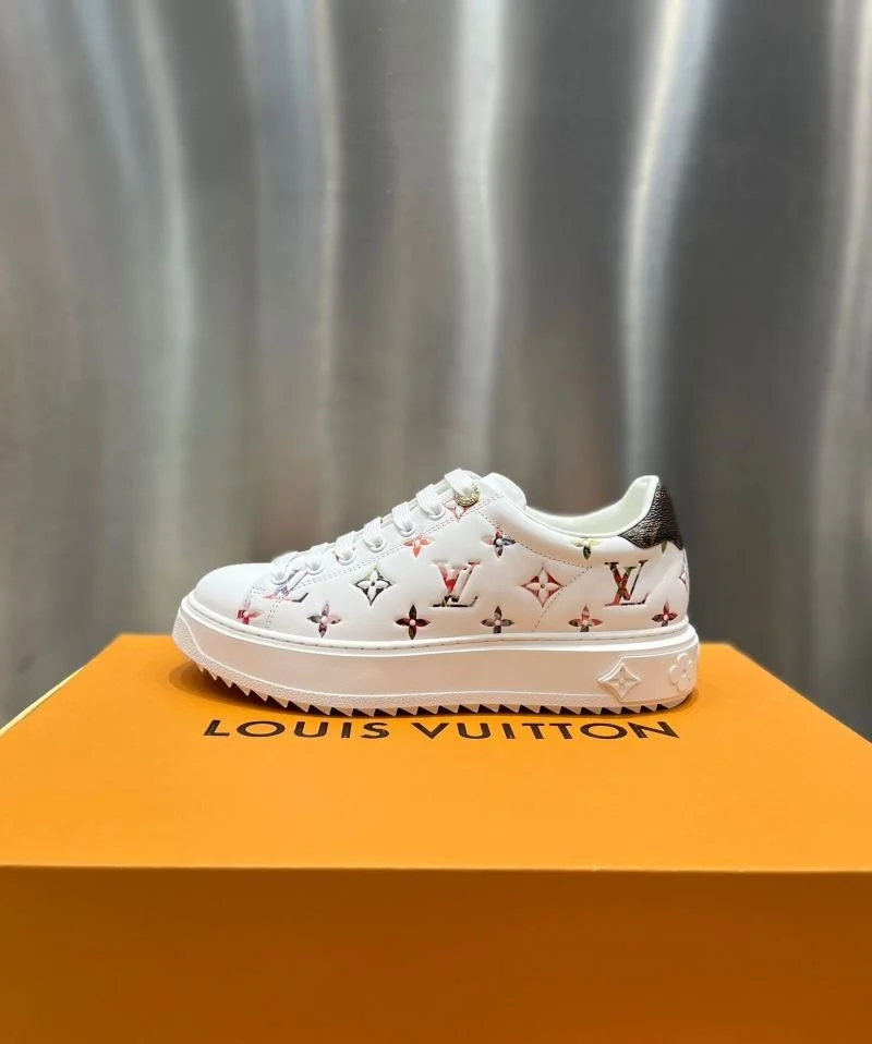 SmartChoice Louis Vuitton Low Shoes 31230