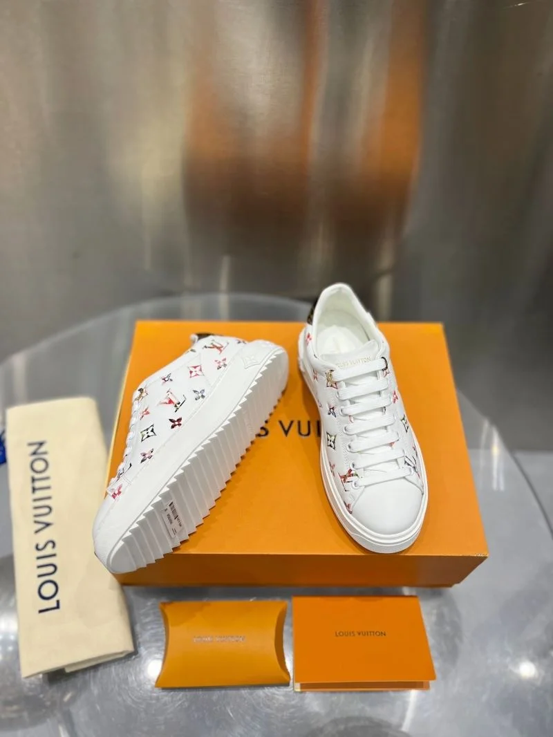 SmartChoice Louis Vuitton Low Shoes 31230