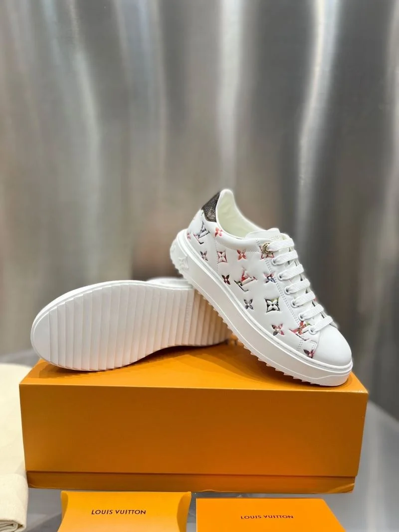 SmartChoice Louis Vuitton Low Shoes 31230