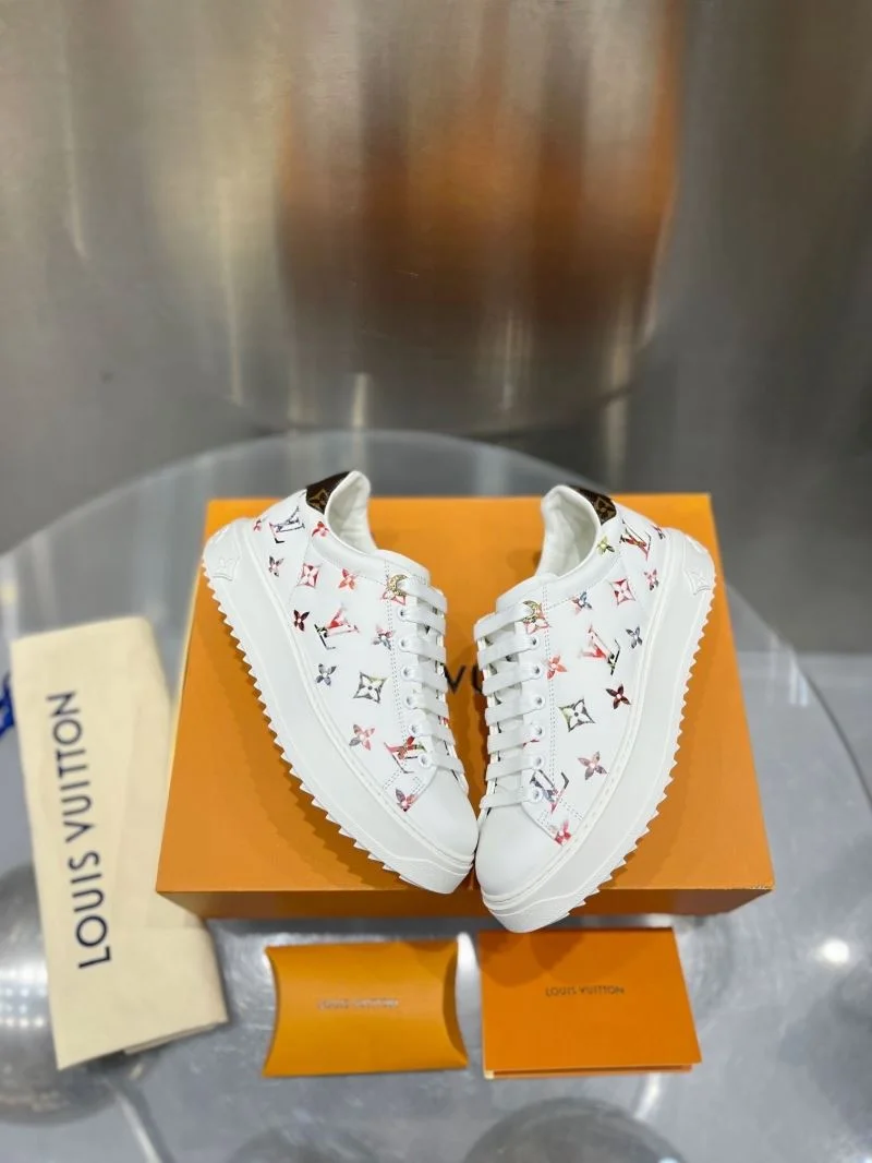 SmartChoice Louis Vuitton Low Shoes 31230