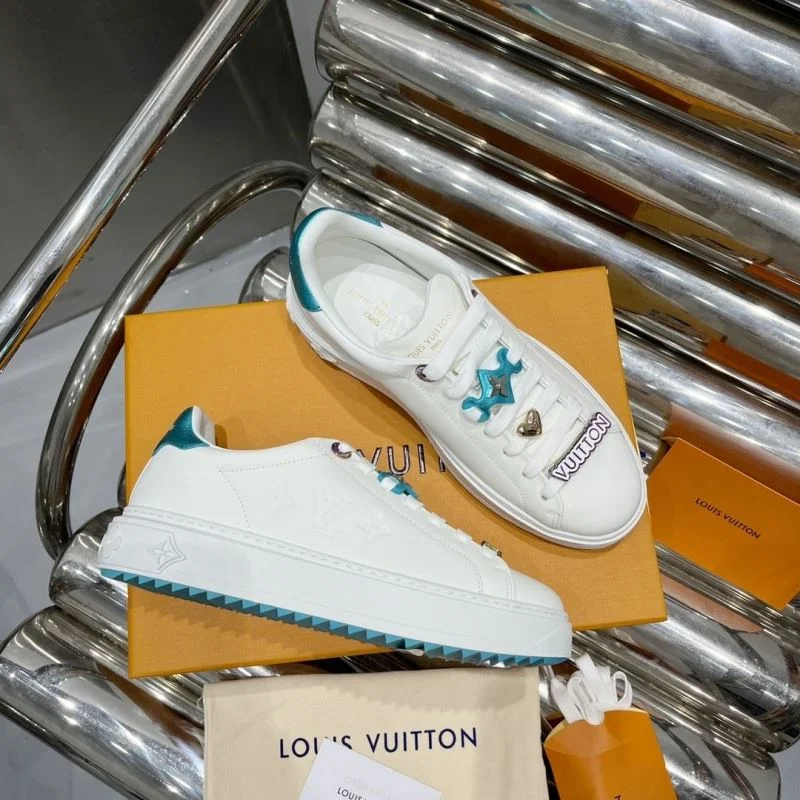 Louis Vuitton Low Shoes WellDesigned 31211