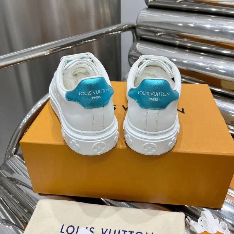 Louis Vuitton Low Shoes WellDesigned 31211