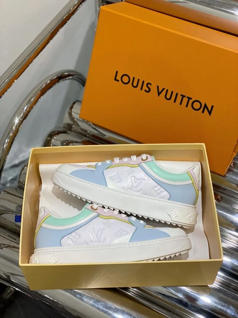 Louis Vuitton Low Shoes Tailored 31206