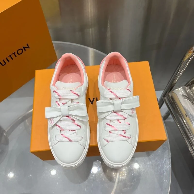 Louis Vuitton Low Shoes TechFriendly 31208