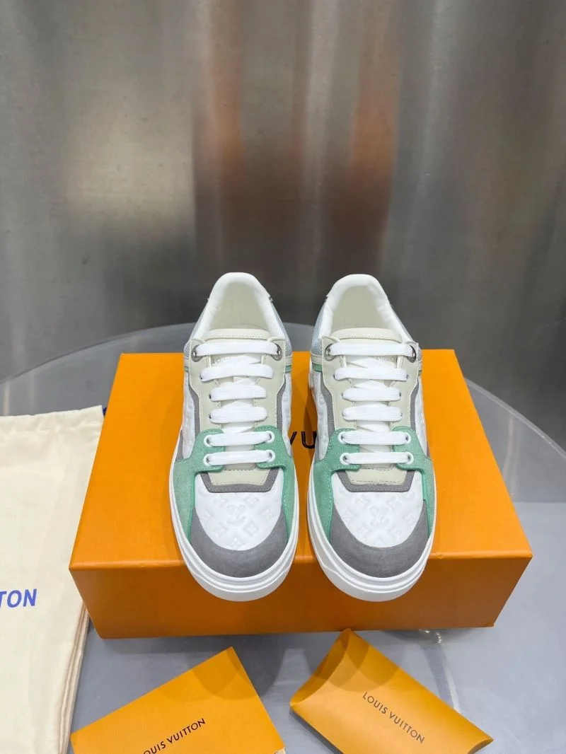Louis Vuitton Low Shoes Stylish 31213