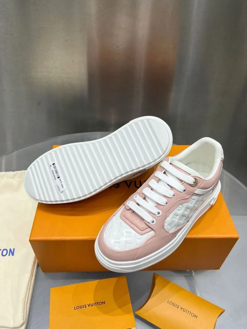 Trendy Louis Vuitton Low Shoes 31204