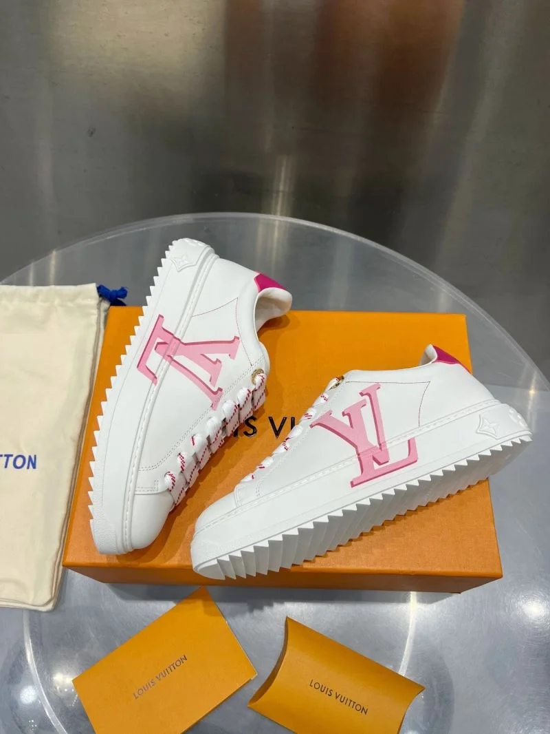 Louis Vuitton Low Shoes EasyCare 31215