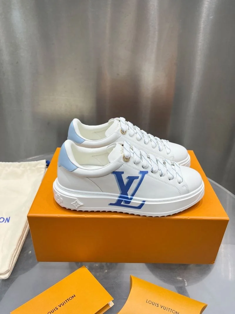 Louis Vuitton Low Shoes Fashionable 31216