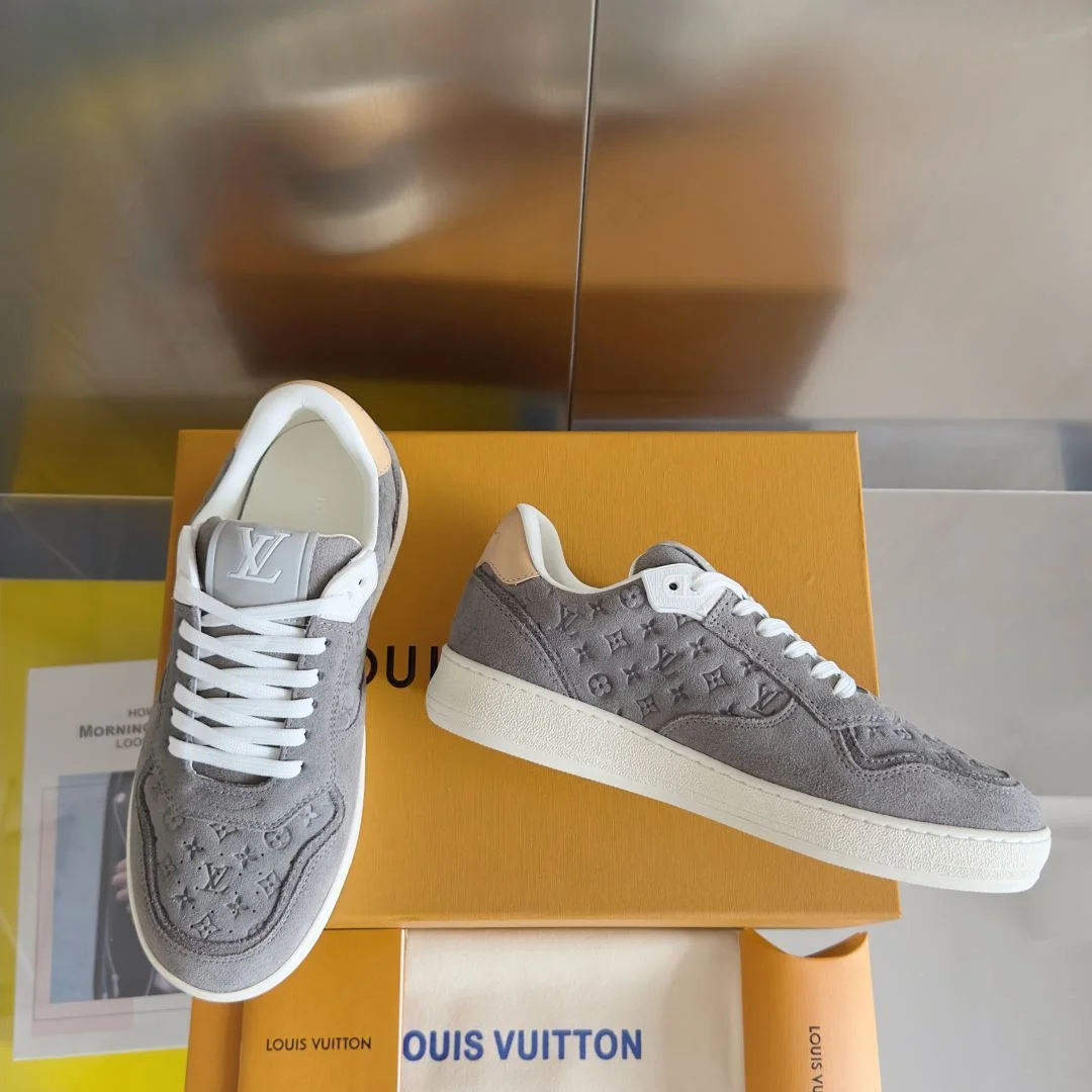Louis Vuitton Low Shoes Reliable 31218