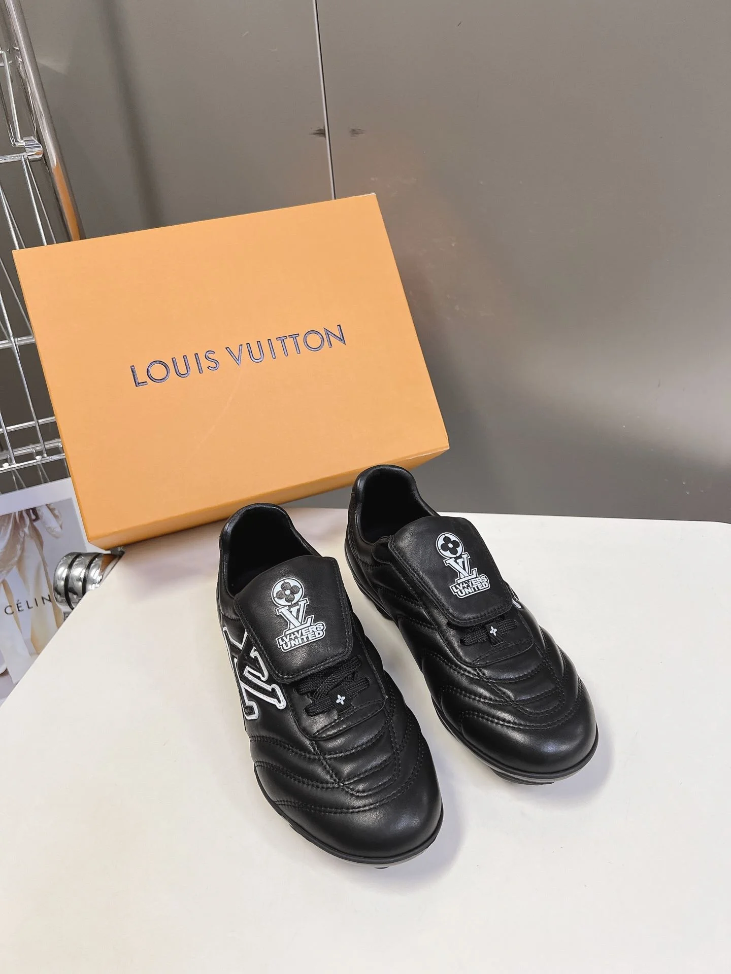 Effortless Louis Vuitton Low Shoes 31222