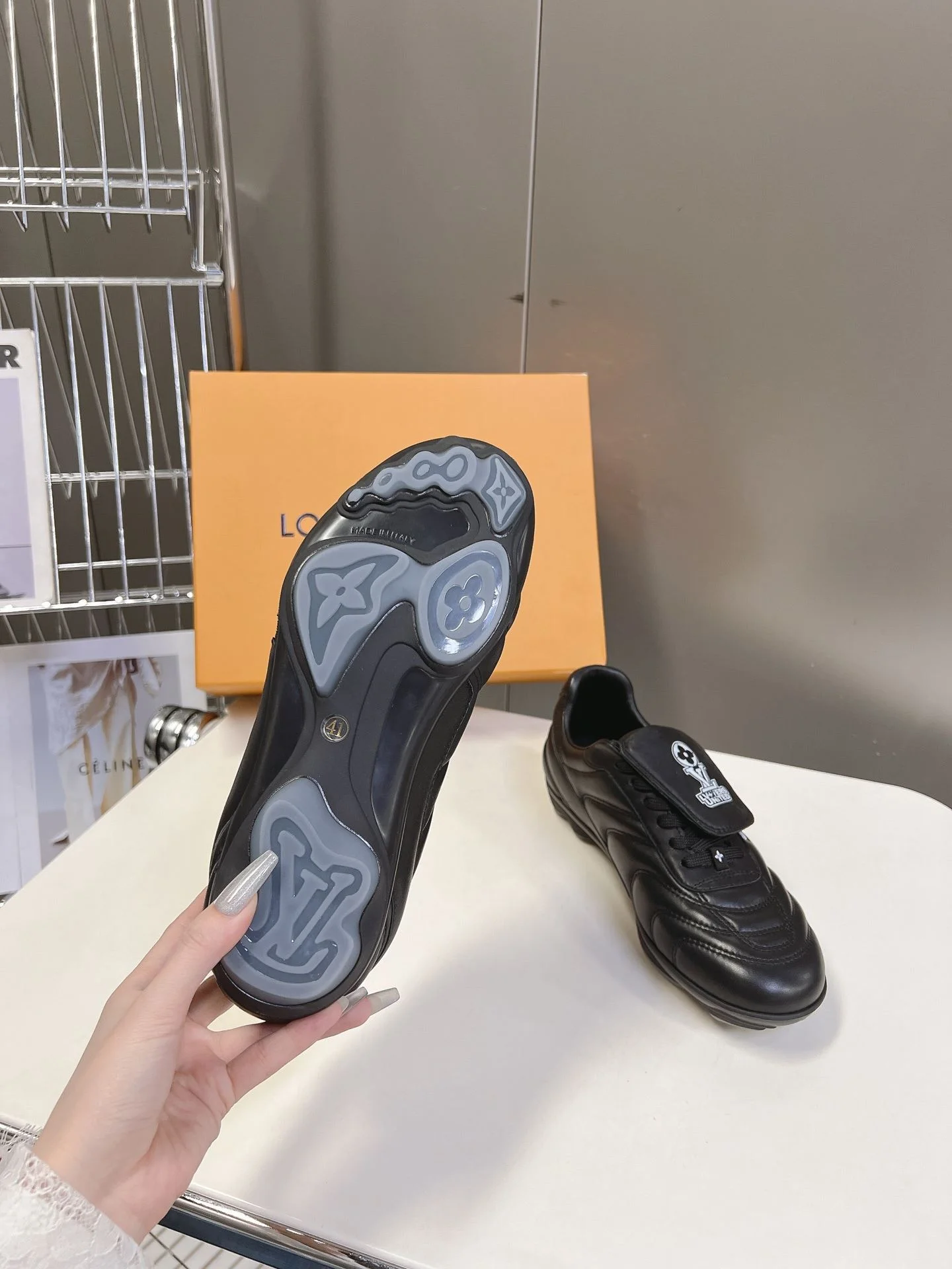 Effortless Louis Vuitton Low Shoes 31222