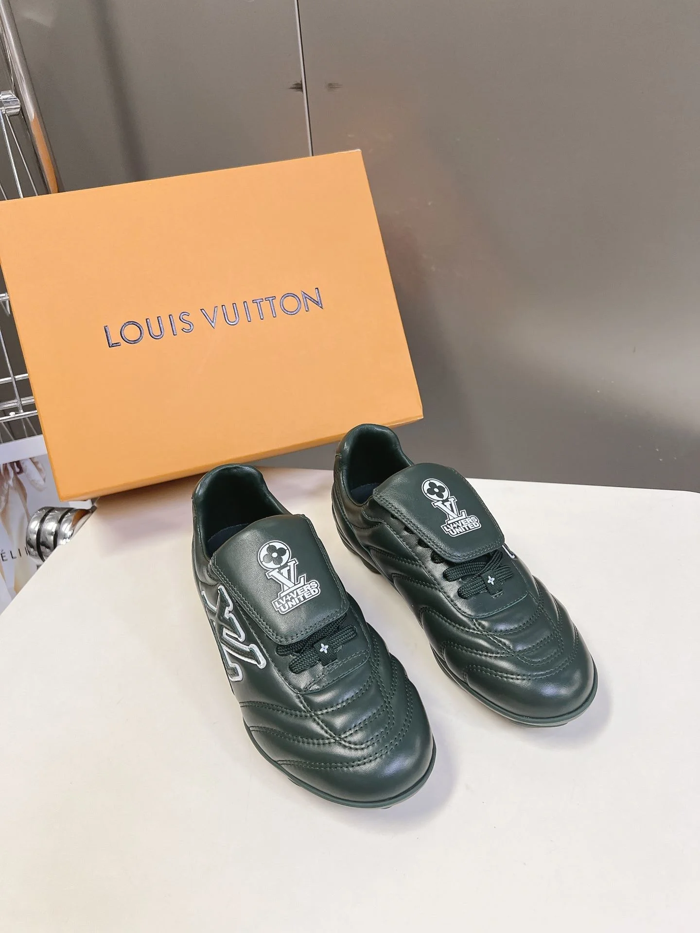 Efficient Louis Vuitton Low Shoes 31219
