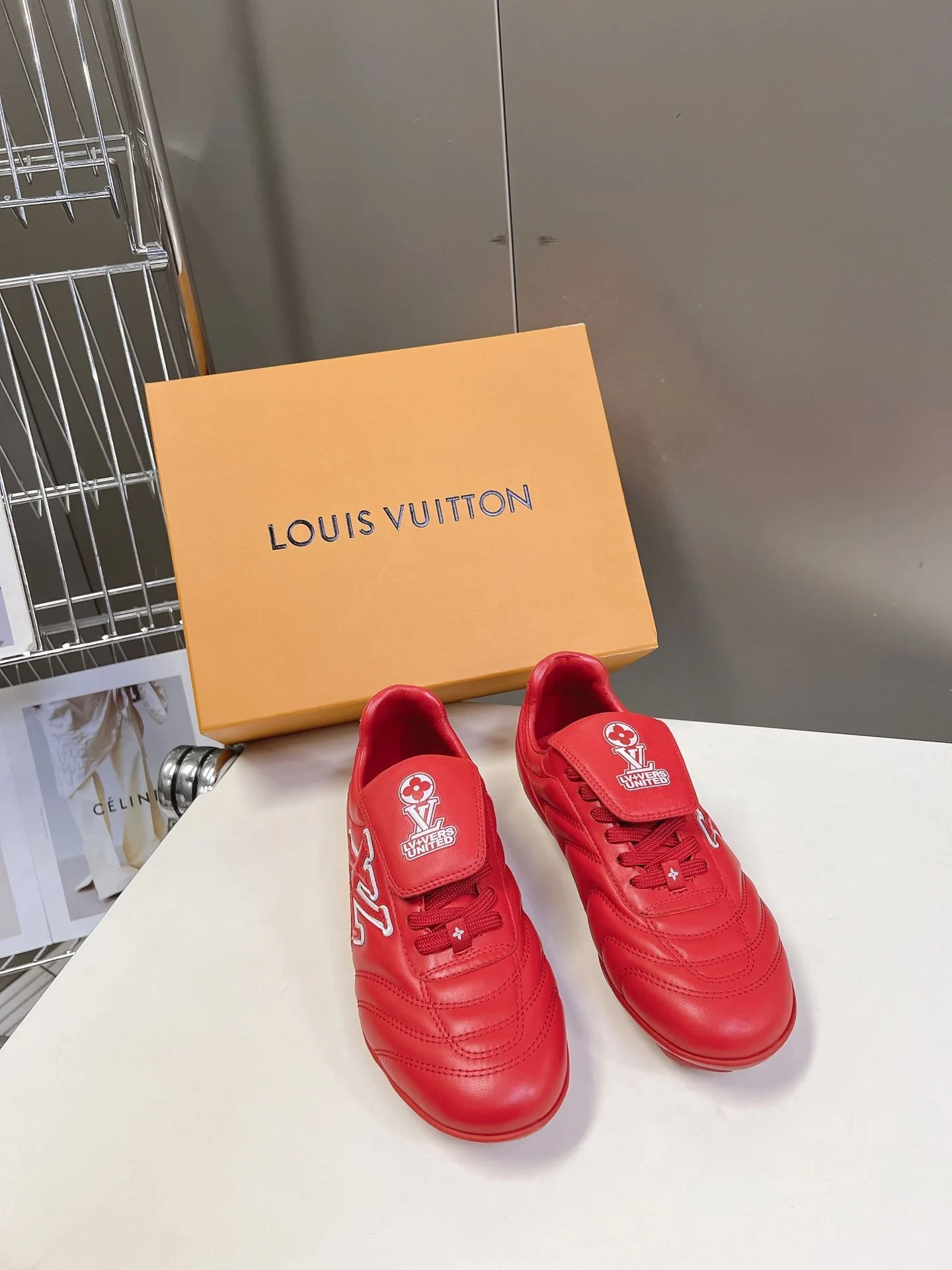SportInspired Louis Vuitton Low Shoes 31224
