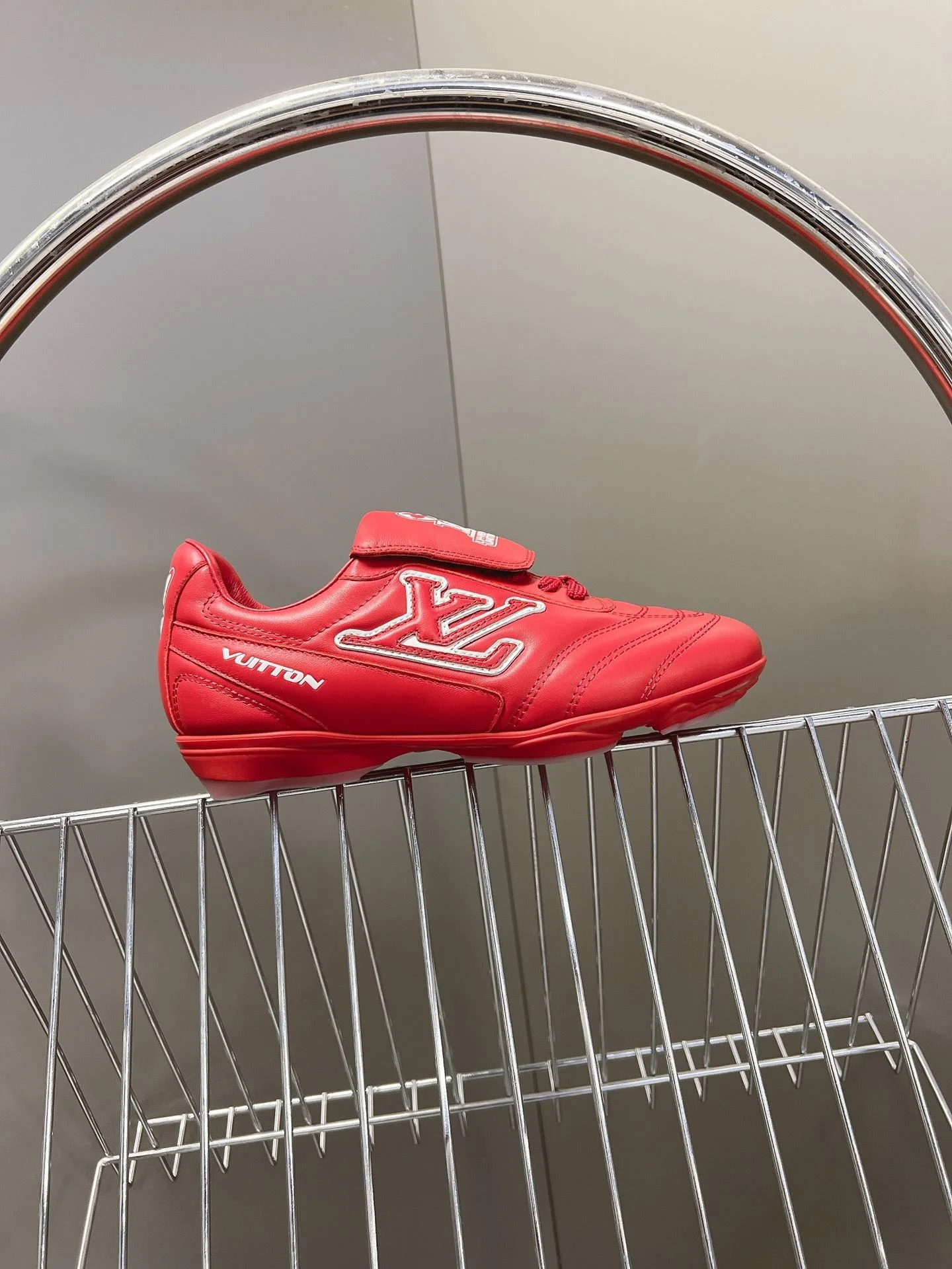 SportInspired Louis Vuitton Low Shoes 31224