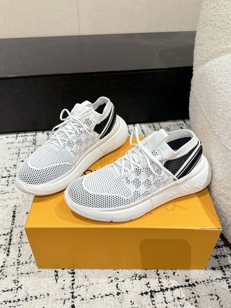 Louis Vuitton Low Shoes ComfortFit 31217