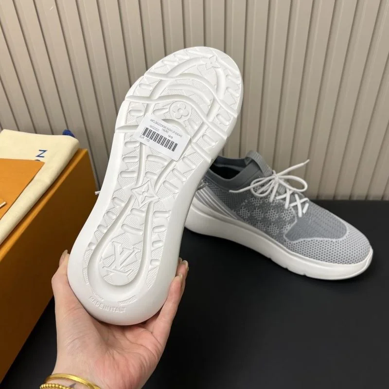 Louis Vuitton Low Shoes OdorResistant 31207