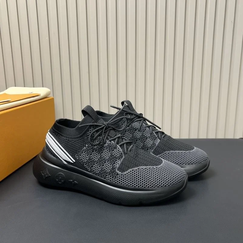 Louis Vuitton Low Shoes Elegant 31194
