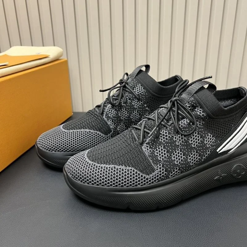 Louis Vuitton Low Shoes Elegant 31194
