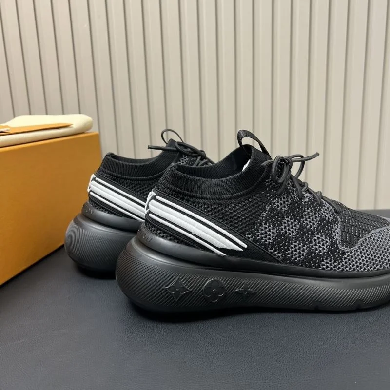 Louis Vuitton Low Shoes Elegant 31194