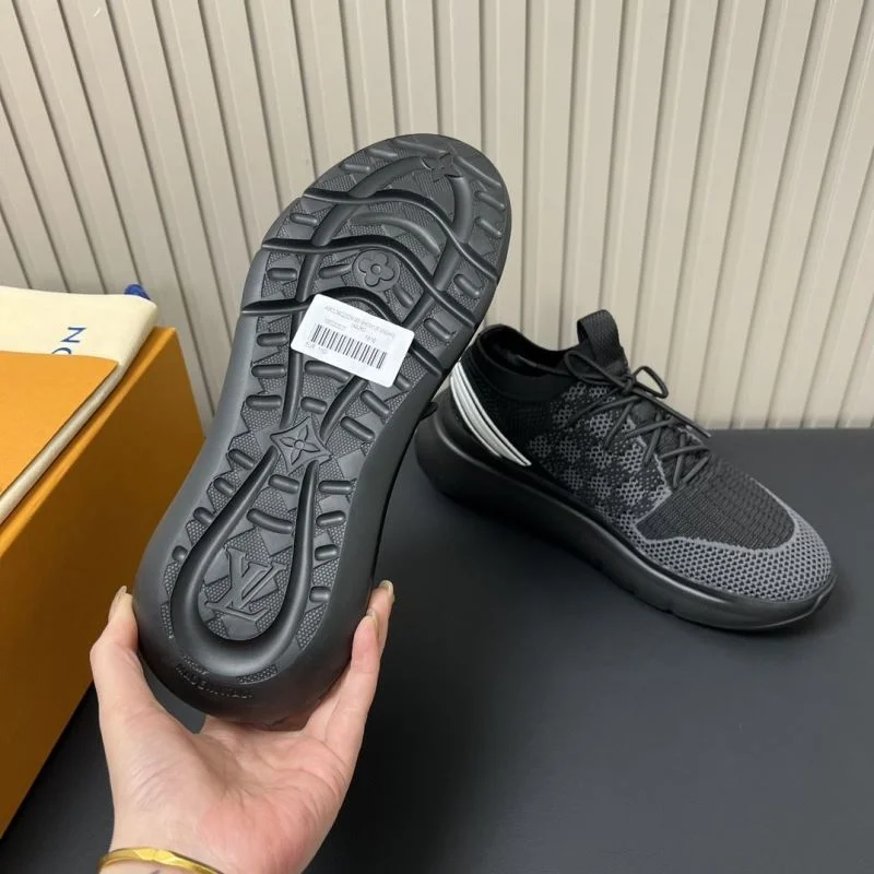 Louis Vuitton Low Shoes Elegant 31194