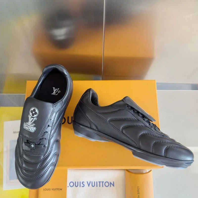 SmartChoice Louis Vuitton Low Shoes 31192