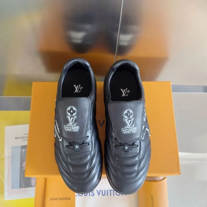 SmartChoice Louis Vuitton Low Shoes 31192