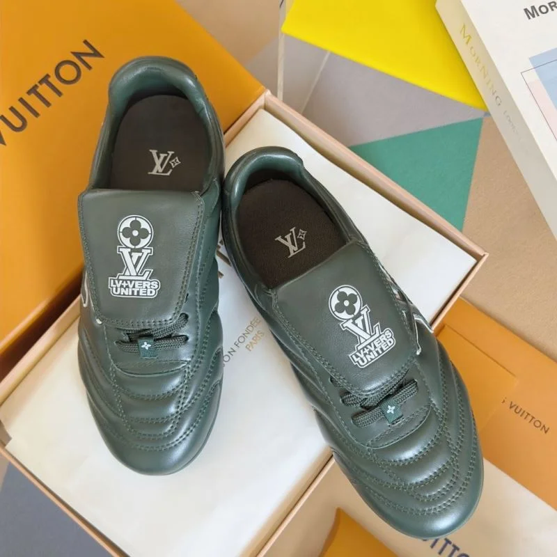 FashionForward Louis Vuitton Low Shoes 31193