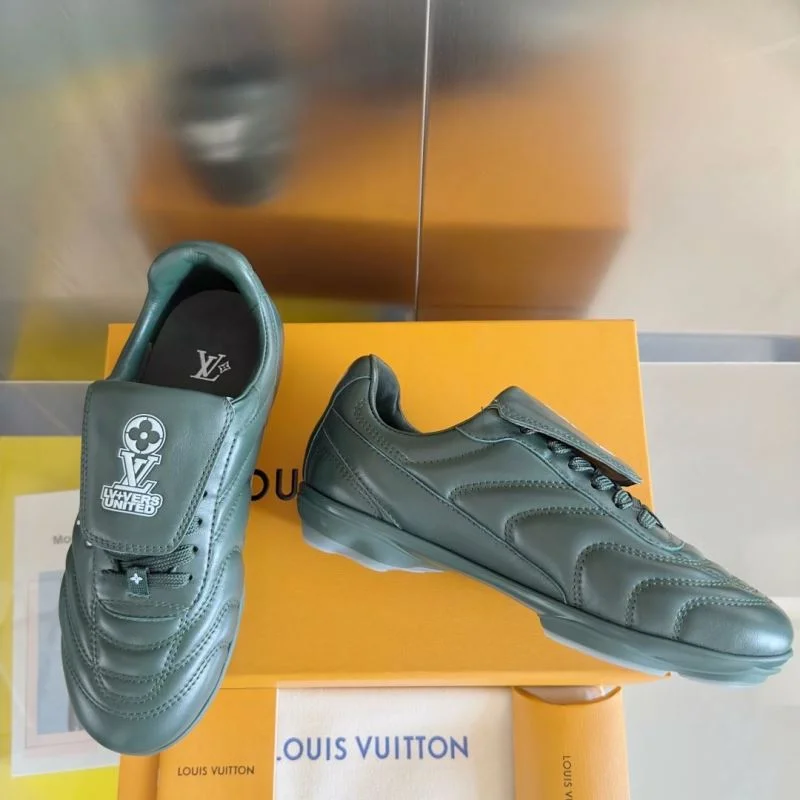 FashionForward Louis Vuitton Low Shoes 31193