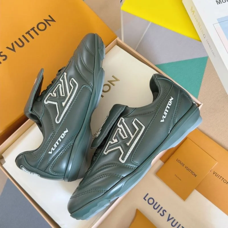 FashionForward Louis Vuitton Low Shoes 31193