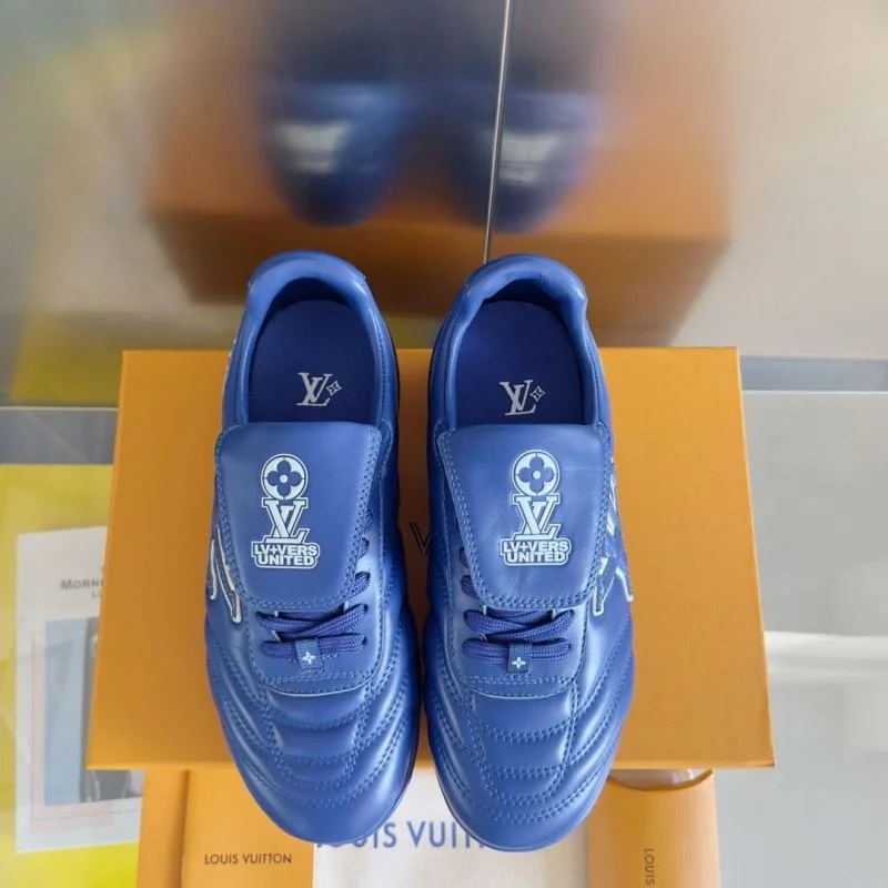 MultiPurpose Louis Vuitton Low Shoes 31190