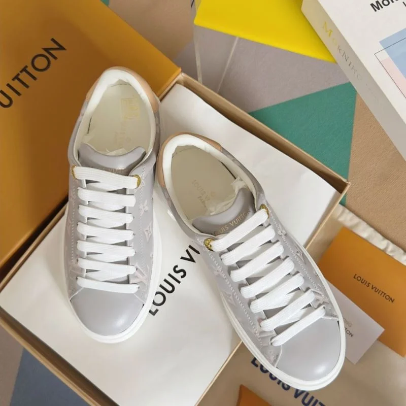 Louis Vuitton Low Shoes MultiPurpose 31188