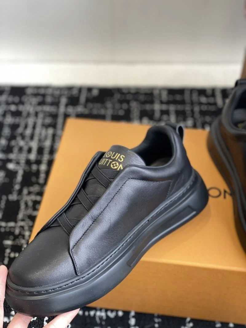 Louis Vuitton Low Shoes Seasonal 31169