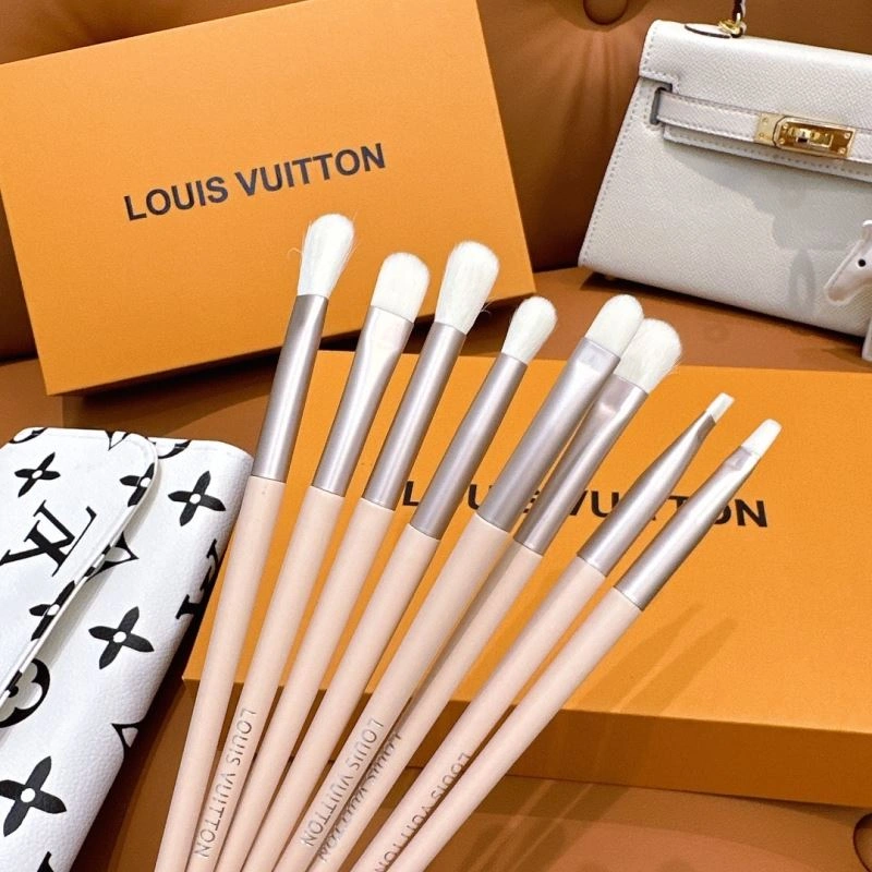 TimelessDesign Louis Vuitton Makeup Brushe 267581