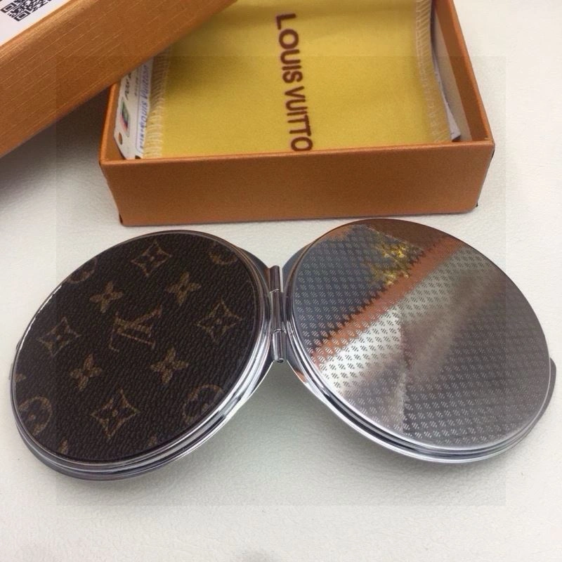 Louis Vuitton Makeup Mirror UrbanChic 267595