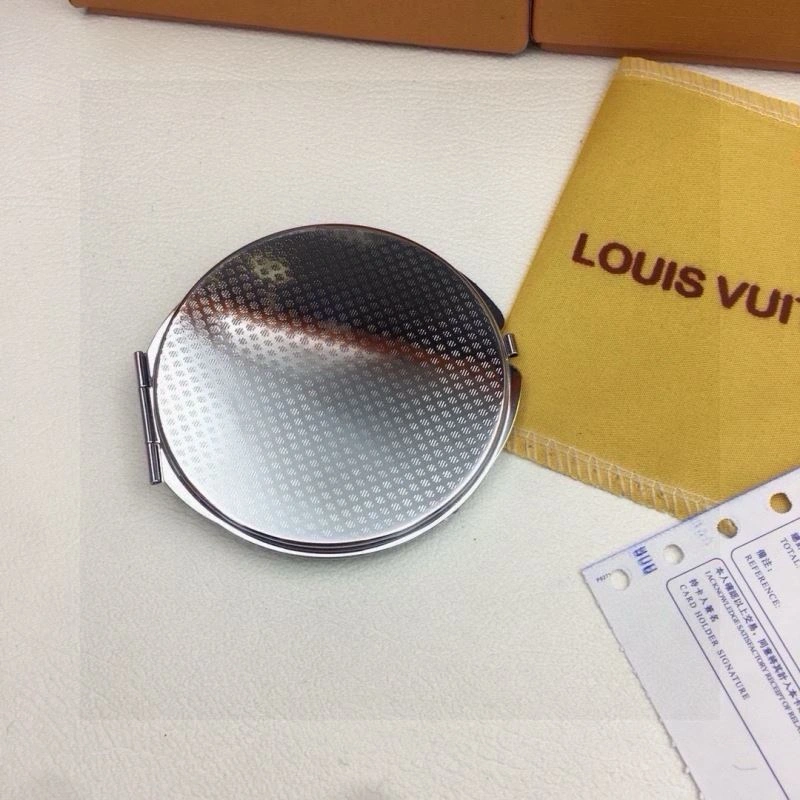 Louis Vuitton Makeup Mirror UrbanChic 267595