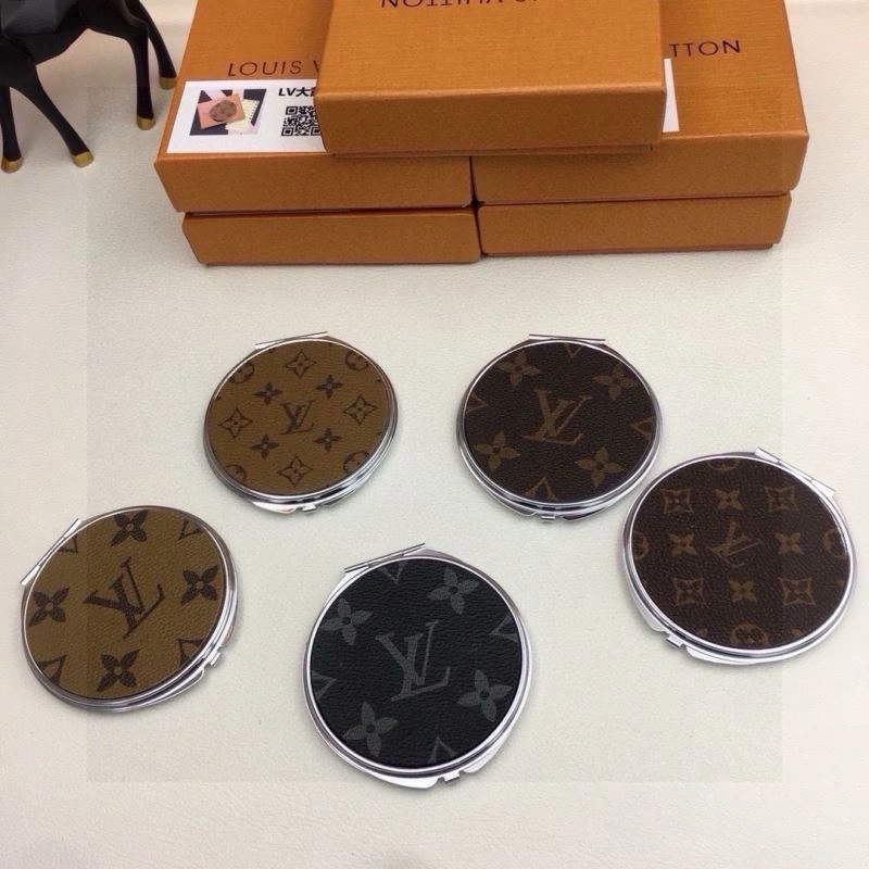 Unique Louis Vuitton Makeup Mirror 267594
