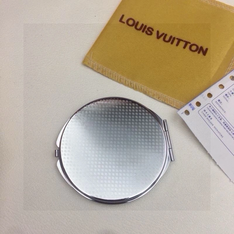 Unique Louis Vuitton Makeup Mirror 267594